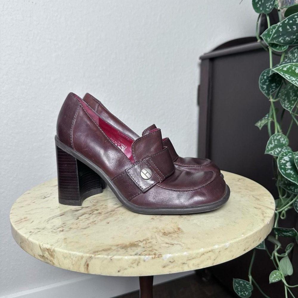 Vintage early 2000s 90s brown loafer chunky heels, genuine leather Size 8